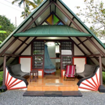 Kadaloram Beach Resort Kochi Екстер'єр фото