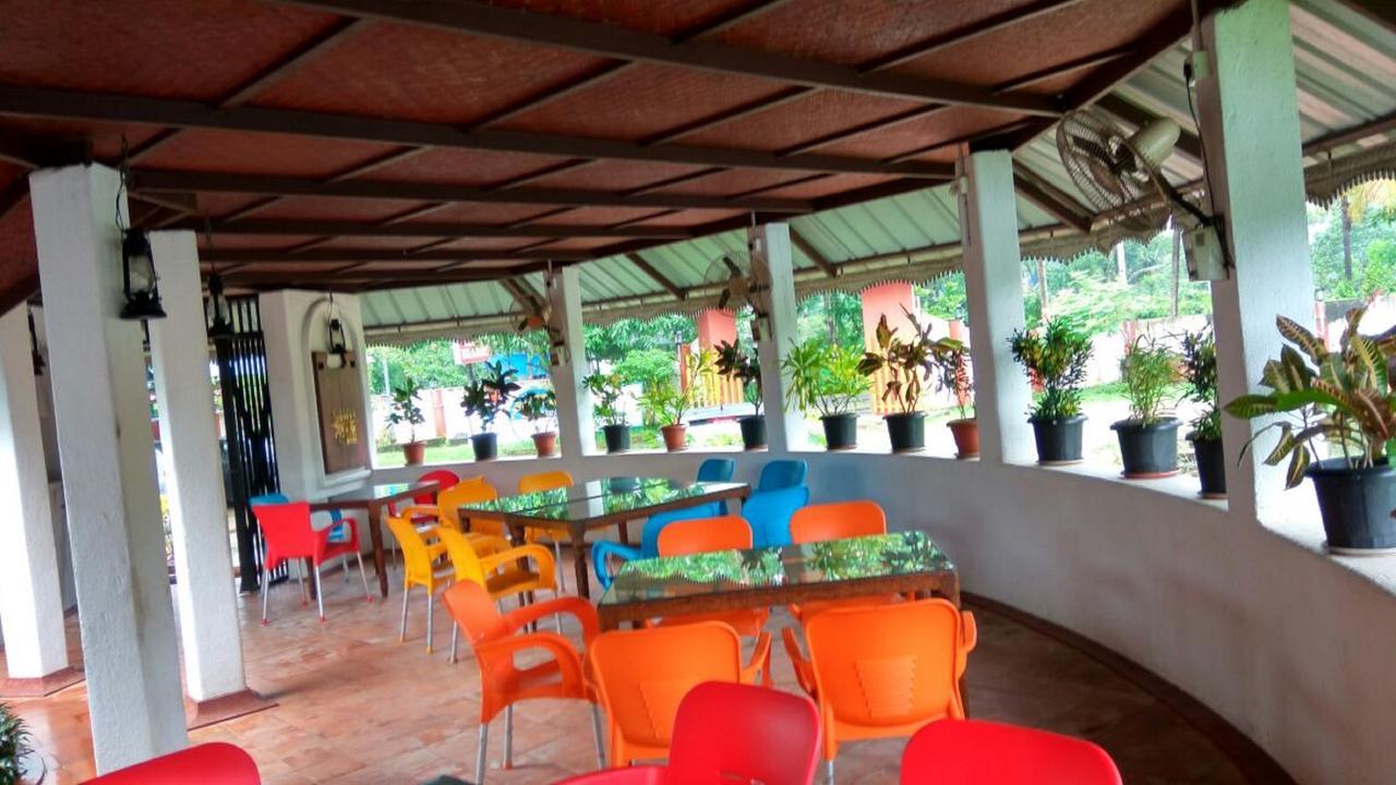 Kadaloram Beach Resort Kochi Екстер'єр фото